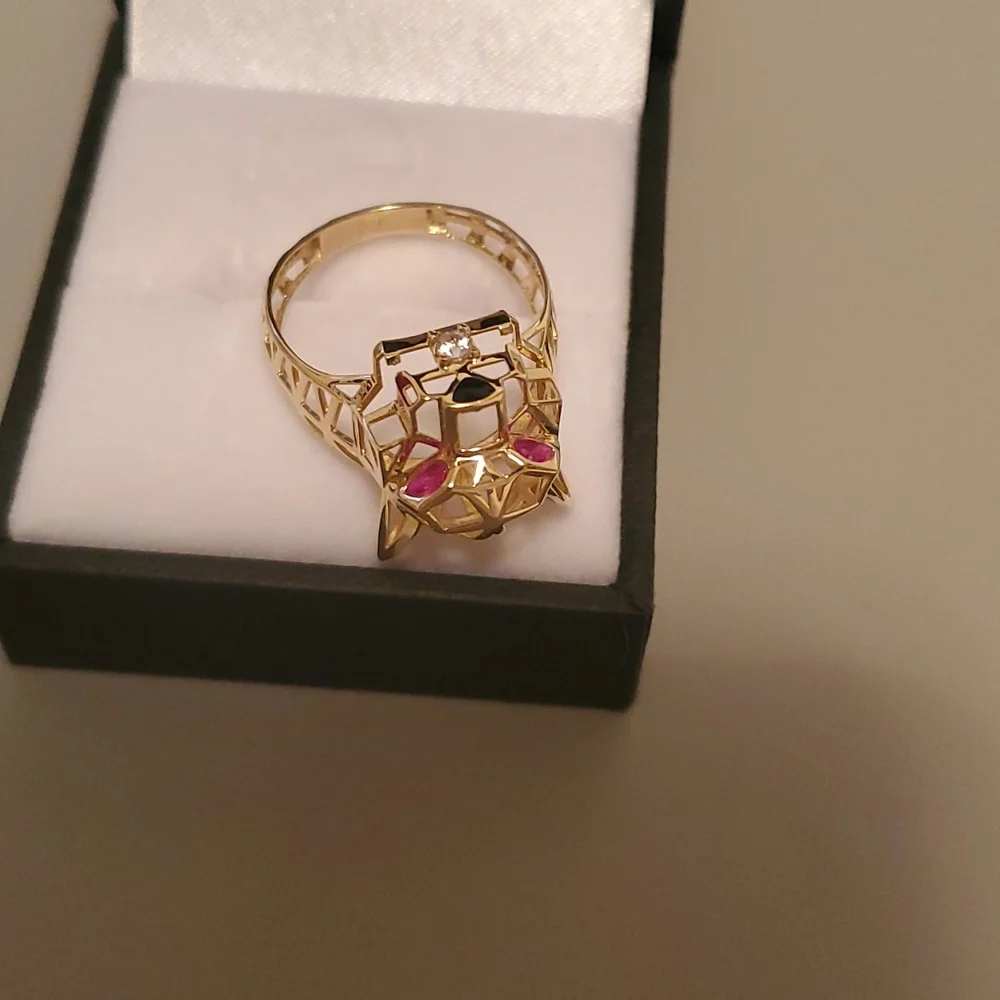 Ring - Picture 5 of 6